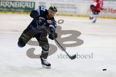 DEL - Eishockey - ERC Ingolstadt - Kölner Haie - Saison 2015/2016 - Björn Barta (#33 ERC Ingolstadt) beim warm machen - Foto: Jürgen Meyer
