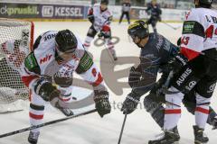 DEL - Eishockey - ERC Ingolstadt - Kölner Haie - Saison 2015/2016 - Brandon McMillan (ERC Ingolstadt) - Shawn Lalonde (#9 Köln) - Foto: Jürgen Meyer