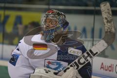 DEL - Eishockey - Saison 2018/2019 - ERC Ingolstadt - Schwenninger Wild Wings - Timo Pielmeier (#51Torwart ERCI) beim warm machen - Foto: Meyer Jürgen
