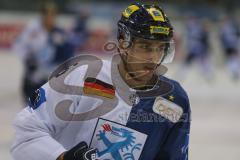 DEL - Eishockey - Saison 2018/2019 - ERC Ingolstadt - Schwenninger Wild Wings - Fabio Wagner (#5 ERCI) beim warm machen - Foto: Meyer Jürgen