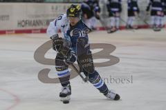 DEL - Eishockey - Saison 2018/2019 - ERC Ingolstadt - Schwenninger Wild Wings - Ville Koistinen (#10 ERCI) beim warm machen - Foto: Meyer Jürgen