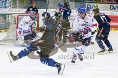 DEL - Eishockey - ERC Ingolstadt - Adler Mannheim - Saison 2015/2016 - Alexander Barta (#92 ERC Ingolstadt) - Emery Raymond Torwart(#30 Mannheim) - Foto: Meyer Jürgen