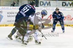 DEL - Eishockey - ERC Ingolstadt - Eisbären Berlin - Saison 2015/2016 - Tomas Kubalik (#81 ERC Ingolstadt) - Vehanen Petri Torwart (#31 Berlin) - Foto: Meyer Jürgen