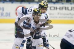 DEL - Eishockey - Eisbären Berlin - ERC Ingolstadt - Saison 2016/2017 - Danny Irmen (#19 ERCI) - Brian Salcido (#22 ERCI) beim Bully - Foto: Meyer Jürgen