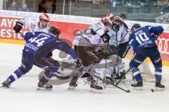 DEL - Eishockey - ERC Ingolstadt - Schwenninger Wild Wings - Saison 2016/2017 - Darryl Boyce (#10 ERCI)  - Jean-Francois Jacques (#44 ERCI) - 34 Dustin Strahlmeier (Torhueter Schwenninger Wild Wings) - Foto: Meyer Jürgen