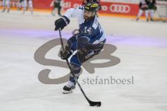DEL - Eishockey - ERC Ingolstadt - Augsburger Panther - Saison 2016/2017 - Dustin Friesen (#14 ERCI) beim warm machen - Foto: Meyer Jürgen