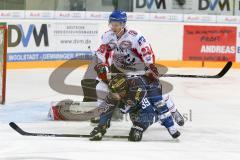 DEL - Eishockey - ERC Ingolstadt - Adler Mannheim - Saison 2016/2017 - Thomas Greilinger (#39 ERCI) - Goc Sascha (#23 Mannheim) - Foto: Meyer Jürgen