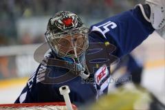 DEL - Eishockey - ERC Ingolstadt - Schwenninger Wild Wings - Torwart Timo Pielmeier (ERC 51) Close Up