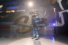 DEL - Eishockey - ERC Ingolstadt - Fischtown Pinguins - Saison 2016/2017 - Petr Pohl (#33 ERCI) beim Einlaufen - Foto: Meyer Jürgen
