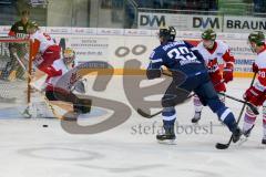 DEL - Eishockey - ERC Ingolstadt - HCB Südtirol Alperia - Saison 2016/2017 - Thomas Greilinger (#39 ERCI) - Smith Jacob Goalkeeper (Bozen) - Foto: Meyer Jürgen
