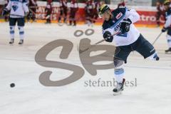 DEL - Eishockey - ERC Ingolstadt - Saison 2016/2017 - ERC Ingolstadt - Sparta Prag - David Elsner (#61 ERCI) beim warm machen - Foto: Meyer Jürgen