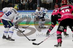 DEL - Eishockey - Kölner Haie - ERC Ingolstadt - Saison 2017/2018 - Thomas Greilinger (#39 ERCI) - Foto: Markus Banai