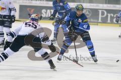 DEL - Eishockey - ERC Ingolstadt - EHC Red Bull München - Saison 2017/2018 - Darin Olver (#40 ERCI) - Ryan Button (#55 München) - Foto: Meyer Jürgen