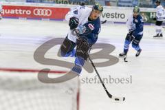 DEL - Eishockey - ERC Ingolstadt - Nürnberg Ice Tigers - Saison 2017/2018 - Benedikt Schopper (#11 ERCI) beim warm machen - Foto: Meyer Jürgen