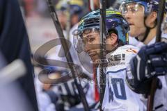 DEL - Eishockey - ERC Ingolstadt - Kölner Haie - Saison 2017/2018 - Darin Olver (#40 ERCI) auf der Spielerbank - Foto: Meyer Jürgen