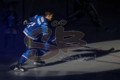 DEL - Eishockey - ERC Ingolstadt - Adler Mannheim - Saison 2017/2018 - Christoph Kiefersauer (#21 ERCI) beim einlaufen - Foto: Meyer Jürgen