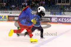 DEL - Eishockey - ERC Ingolstadt - Iserlohn Roosters - Wettlauf Rennen der Maskottchen aus Ingolstadt, Stadtwerke hat gewonnen