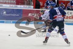 DEL - Eishockey - ERC Ingolstadt - Adler Mannheim - Saison 2017/2018 - David Elsner (#61 ERCI) mit einem Schuss - Foto: Meyer Jürgen