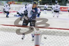 DEL - Eishockey - ERC Ingolstadt - Nürnberg Ice Tigers - Saison 2017/2018 - Benedikt Schopper (#11 ERCI) beim warm machen - Foto: Meyer Jürgen