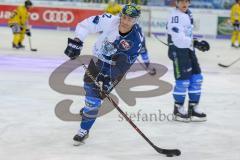 DEL - Eishockey - ERC Ingolstadt - Krefeld Pinguine - Saison 2017/2018 - Patrick McNeill (#2 ERCI) beim warm machen  -Foto: Meyer Jürgen