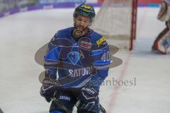 DEL - Eishockey - ERC Ingolstadt - EHC Red Bull München - Saison 2017/2018 - Darin Olver (#40 ERCI) enttäuscht auf dem Eis knieend - Foto: Meyer Jürgen