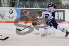 DEL - Eishockey - ERC Ingolstadt - Kölner Haie - Saison 2017/2018 - Thomas Greilinger (#39 ERCI) beim Schuss - Foto: Meyer Jürgen