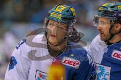 DEL - Eishockey - Playoff - Viertelfinale -  Spiel3 - ERC Ingolstadt - Adler Mannheim - Saison 2017/2018 - Joachim Ramoser (#47 ERCI) beim warm machen - Foto: Meyer Jürgen
