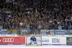 DEL - Eishockey - ERC Ingolstadt - Adler Mannheim - PlayOffs - Spiel 3 - Torwart Timo Pielmeier (ERC 51) im Hintergrund die Fans Kurve Jubel Choreo