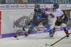 DEL - Eishockey - Playoffs - Spiel 1 - Viertelfinale - ERC Ingolstadt - Adler Mannheim - Saison 2017/2018 - John Laliberte (#15 ERCI) - Foto: Meyer Jürgen