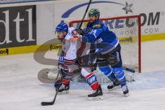 DEL - Eishockey - Playoff - Viertelfinale -  Spiel3 - ERC Ingolstadt - Adler Mannheim - Saison 2017/2018 - Dustin Friesen (#14 ERCI) - Timo Pielmeier (#51Torwart ERCI) - Foto: Meyer Jürgen