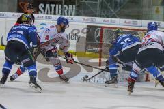 DEL - Eishockey - Playoff - Viertelfinale -  Spiel3 - ERC Ingolstadt - Adler Mannheim - Saison 2017/2018 - John Laliberte (#15 ERCI) mit einer Torchance - Kael Mouillierat (#22 ERCI) - Mark Stuart (#4 Mannheim) - Foto: Meyer Jürgen