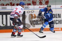 DEL - Eishockey - ERC Ingolstadt - Adler Mannheim - PlayOffs - Spiel 3 - Benedikt Schopper (ERC 11) Christoph Ullmann links