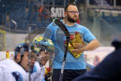 DEL - Eishockey - ERC Ingolstadt - Saison 2017/2018 - erstes Eistraining - Betreuer Igor Hasko (ERC)