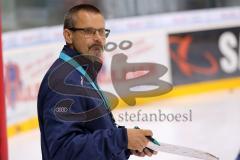 DEL - Eishockey - ERC Ingolstadt - Saison 2017/2018 - erstes Eistraining - Cheftrainer Tommy Samuelsson (ERC) Planung Aufstellung Schreibtafel
