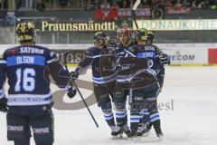 DEL - Eishockey - Saison 2018/2019 - ERC Ingolstadt - Kölner Haie - Mike Collins (#13 ERCI) schiesst den 2:0 Führungstreffer - jubel - Jerry D´Àmigo (#9 ERCI) - Foto: Meyer Jürgen