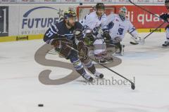DEL - Eishockey - Saison 2018/2019 - ERC Ingolstadt - Straubing Tigers - Sean Sullivan (#37 ERCI) - Zatkoff Jeffrey Torwart (#37 Straubing) - Foto: Meyer Jürgen