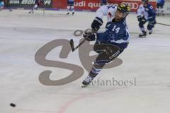 DEL - Eishockey - Saison 2018/2019 - ERC Ingolstadt - Adler Mannheim - Dustin Friesen (#14 ERCI) beim warm machen - Foto: Meyer Jürgen