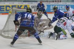 DEL - Eishockey - Saison 2018/2019 - ERC Ingolstadt - Augsburger Panther - Tyler Kelleher (#19 ERCI) - Jerry D´Àmigo (#9 ERCI) - Olivier Roy Torwart (#31 Augsburg) - Foto: Meyer Jürgen