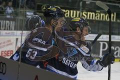 DEL - Eishockey - Saison 2018/2019 - ERC Ingolstadt - Krefeld Pinguine - Der 3:0 Führungstreffer durch Mashinter Brandon (#53 ERCI) - jubel - Laurin Braun (#91 ERCI) - Foto: Meyer Jürgen