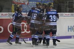 DEL - Eishockey - Saison 2018/2019 - ERC Ingolstadt - Krefeld Pinguine - Der 2:0 Führungstreffer durch Darin Olver (#40 ERCI) - Dimitri Pätzold Torwart (#32 Krefeld) - jubel - Foto: Meyer Jürgen