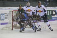 DEL - Eishockey - Saison 2018/2019 - ERC Ingolstadt - Red Bull München - Tim Wohlgemuth (#33 ERCI) - Danny aus den Birken Torwart (#33 München) - Foto: Meyer Jürgen