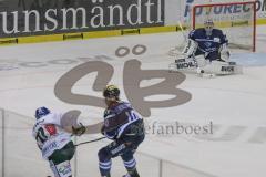 DEL - Eishockey - Saison 2018/2019 - ERC Ingolstadt - Augsburger Panther - Jaroslav Hafenrichter (#77 Augsburg) - Ville Koistinen (#10 ERCI) - Timo Pielmeier (#51Torwart ERCI) - Foto: Meyer Jürgen