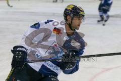DEL - Eishockey - Saison 2018/2019 - ERC Ingolstadt - Krefeld Pinguine - Dustin Friesen (#14 ERCI) beim warm machen - Foto: Meyer Jürgen
