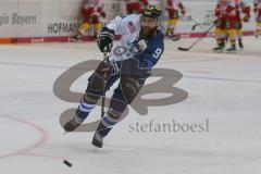 DEL - Eishockey - Saison 2018/2019 - ERC Ingolstadt - Düsseldorfer EG - Jerry D´Àmigo (#9 ERCI) beim warm machen  -Foto: Meyer Jürgen
