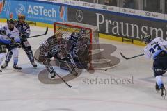 DEL - Eishockey - Saison 2019/20 - ERC Ingolstadt - Iserlohn Roosters - Jenike Andreas Torwart (#92 Iserlohn) - Tim Wohlgemuth (#33 ERCI) - Foto: Jürgen Meyer