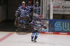 DEL - Eishockey - Saison 2020/21 - ERC Ingolstadt - Schwenninger Wild Wings - Ben Marshall (#45 ERCI) - Foto: Jürgen Meyer
