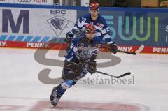 DEL - Eishockey - Saison 2020/21 - ERC Ingolstadt - Schwenninger Wild Wings - Wojciech Stachowiak (#19 ERCI) - beim warm machen - Foto: Jürgen Meyer