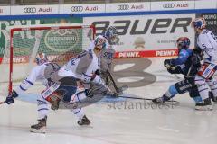 DEL - Eishockey - Saison 2020/21 - ERC Ingolstadt - Schwenninger Wild Wings - Wayne Simpson (#21 ERCI) - Joakim Eriksson Torwart (#60 Schwenningen) - Foto: Jürgen Meyer