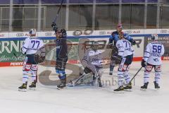 DEL - Eishockey - Saison 2020/21 - ERC Ingolstadt - Schwenninger Wild Wings - Joakim Eriksson Torwart (#60 Schwenningen) - Anschlusstreffer zum 1:2 durch Justin Feser (#71 ERCI) - Will Weber (#78 Schwenningen) - jubel - Foto: Jürgen Meyer