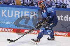 DEL - Eishockey - Saison 2020/21 - ERC Ingolstadt - Schwenninger Wild Wings - Morgan Ellis (#4 ERCI) - Foto: Jürgen Meyer
